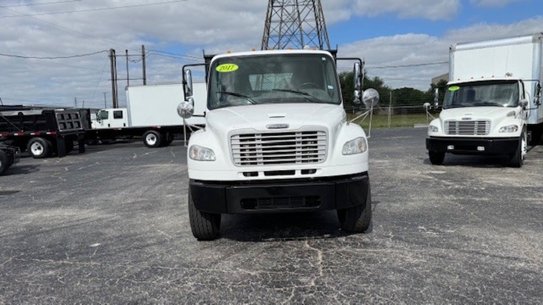 2017 Freightliner M2 106 - image 11