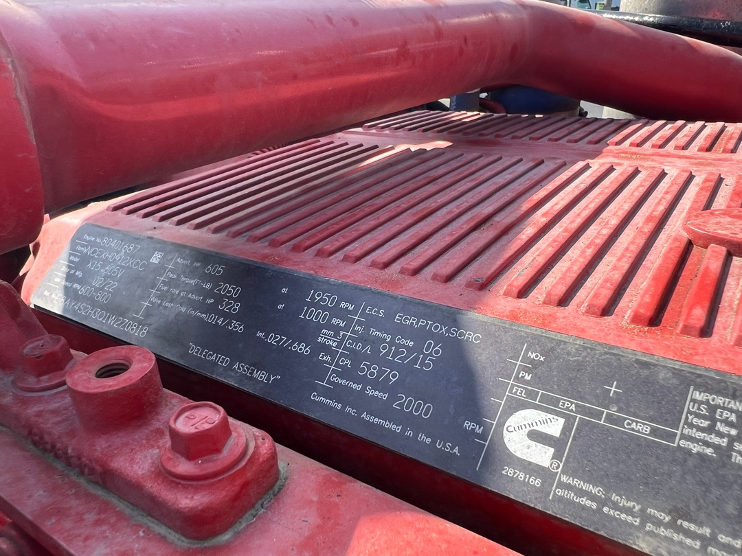 2023 Peterbilt 389 - image 14