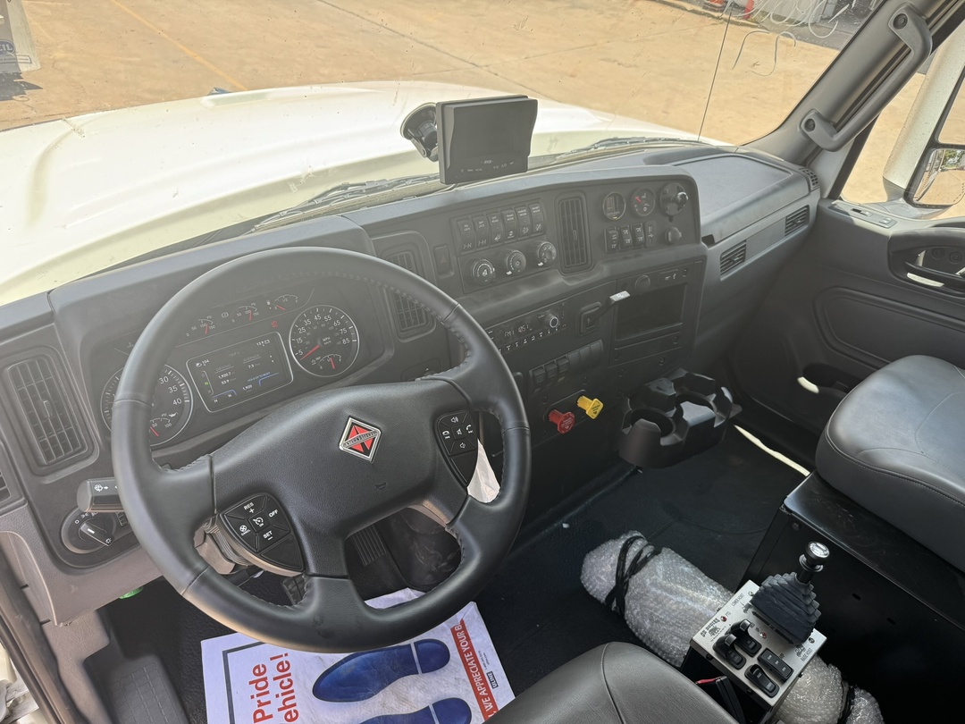 2025 International HV - image 11